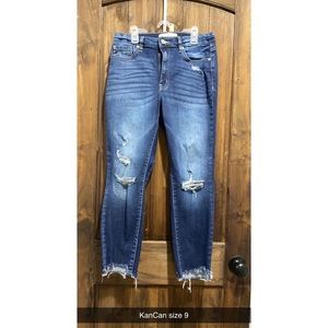 KanCan distressed skinny jeans Size 9